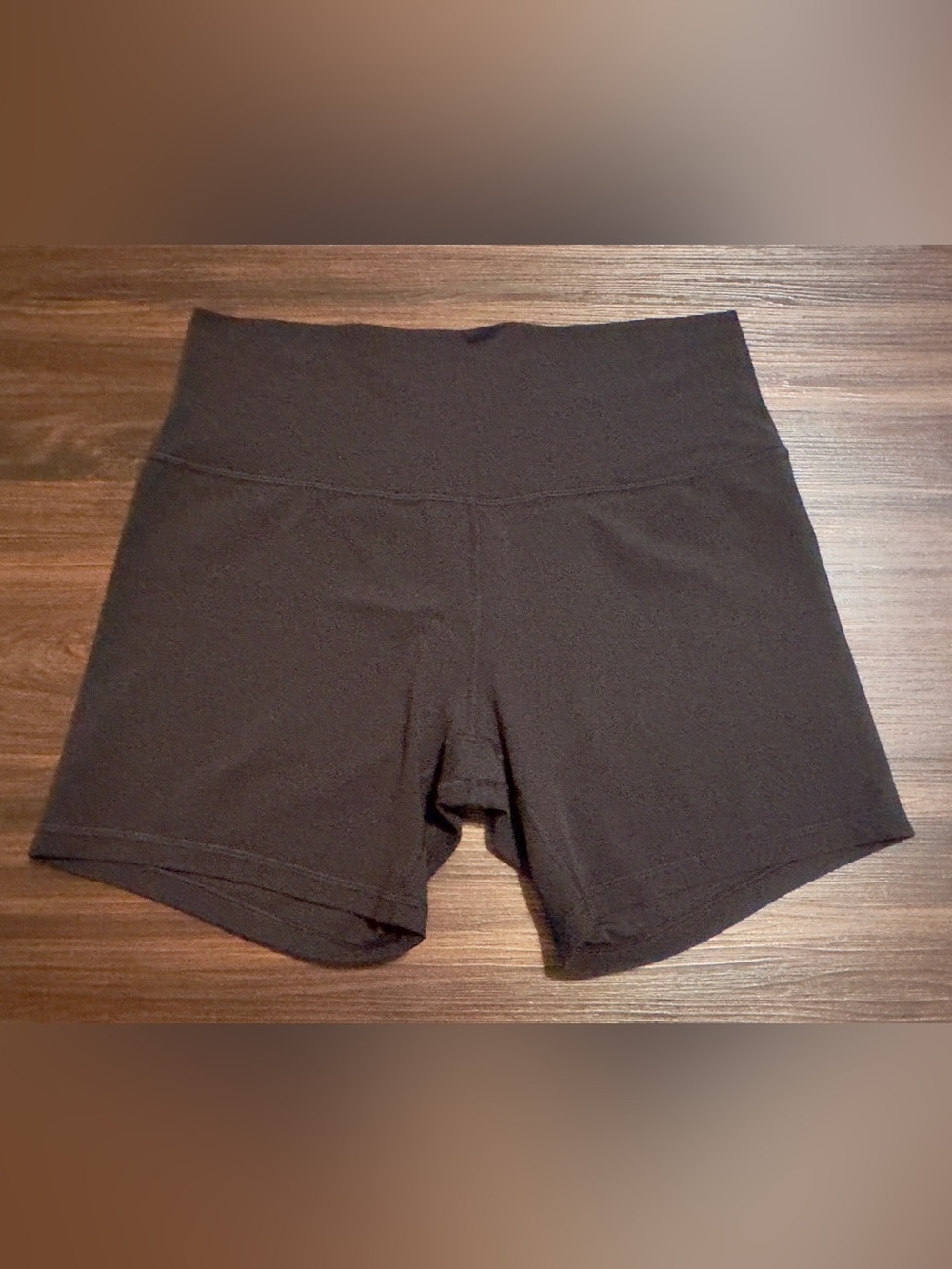 Lululemon Women's Black High-Rise Bike Shorts - 12